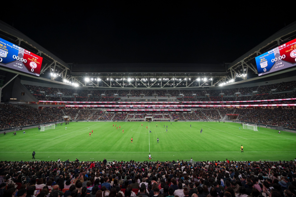 尼克斯击败雄鹿成功晋级，近7场两队对决尼克斯6胜1负