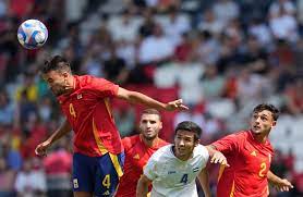 记者：德温特想踢欧冠，他依然优先考虑加盟国米